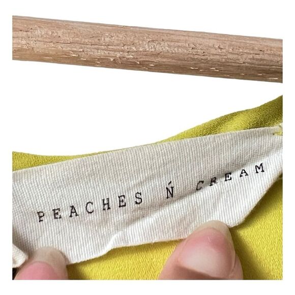 Women’s PEACHES Ń CREAM lime short sleeve yellow blouse plaid casual size L. - Picture 3 of 8